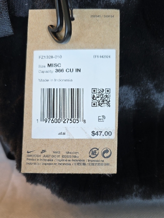 Nike Sportswear Futura 365 Faux Fur Mini Backpack - Picture 10 of 10